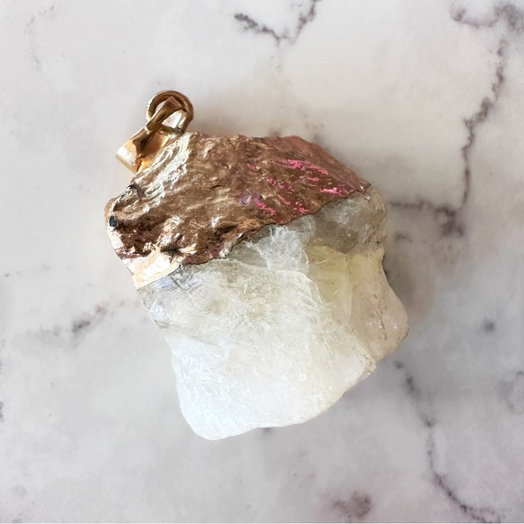 NEW White Quartz Pendant Gold Electroplated Single Bail Gemstone Pendant - Picture 1 of 4